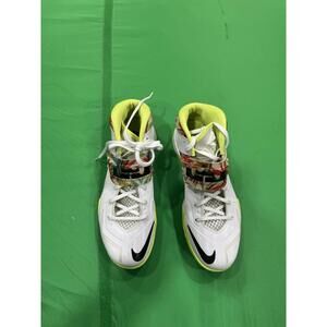 Size 8.5 - Nike Zoom LeBron Soldier 7 King’s Pride